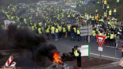“Coletes amarelos” com balanço pesado no primeiro mês de protestos