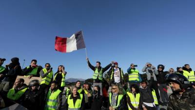 ‘Coletes amarelos’ dizem que no sábado “se vão passar muitas coisas” em Paris