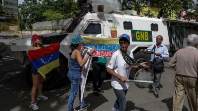 Comerciantes fecharam as portas em protesto contra falta de segurança