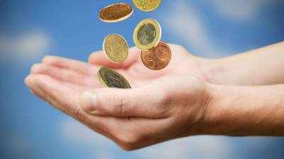 Comissão Europeia mais optimista que Governo vê PIB a crescer 2% este ano