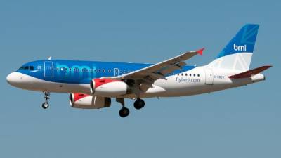 Companhia aérea britânica Flybmi declara falência e cancela todos os voos