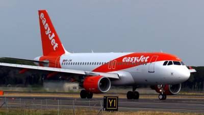 Companhia aérea Easyjet cancelou 1.263 voos em Junho