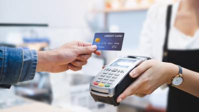 Compras e levantamentos por multibanco com quebras superiores a 40%