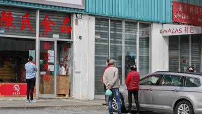 Comunidade chinesa reabre armazéns com “optimismo” na retoma