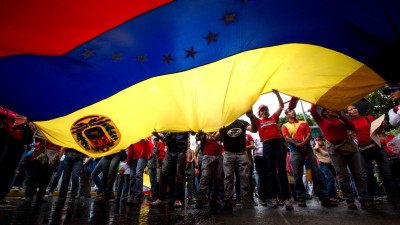Comunidade portuguesa quer mais informação sobre plano de retirada da Venezuela