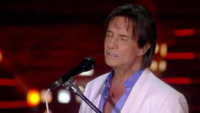 Concertos de Roberto Carlos em Lisboa e Gondomar esgotados levam a novas datas