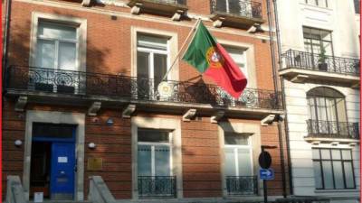 Consulado-geral de Portugal em Londres recebe modernização tecnológica