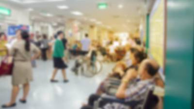 Consultas abertas nos hospitais para tirar “verdes” e “azuis” das urgências