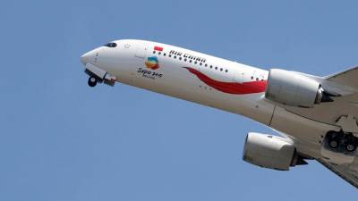 Copiloto da Air China suspeito de fumar no avião causou queda de mais de 7.500 metros