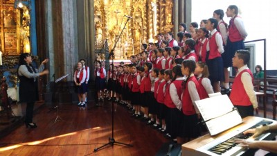 Coro infantil cantou para os pais numa missa celebrada na Sé