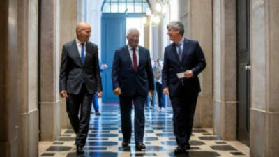 Costa afirma que Mário Centeno “é hipótese” para governador do Banco de Portugal