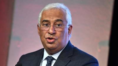 Costa afirma que Portugal regista aumento do salário mediano e redução do risco da pobreza