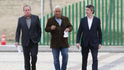 Costa começa legislatura com promessa cumprida na estação ferroviária de Almada