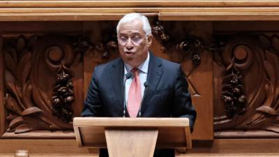 Costa promete mais 20 unidades de saúde até Dezembro e mais oferta pública de habitação