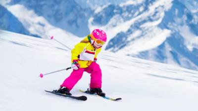 Crianças vão fazer esqui e snowboard na Serra da Estrela e também nas escolas