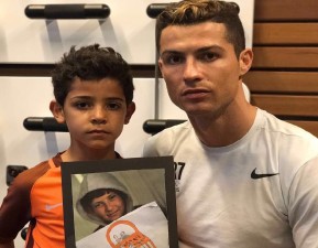 Cristiano Ronaldo volta a pedir que se salve as crianças na Síria