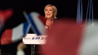 Críticas a Le Pen por negar papel de França na deportação de judeus