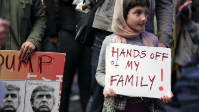 Críticas de dirigentes mundiais ao decreto anti-imigração de Donald Trump