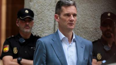 Cunhado do rei de Espanha apresenta-se na prisão para cumprir pena