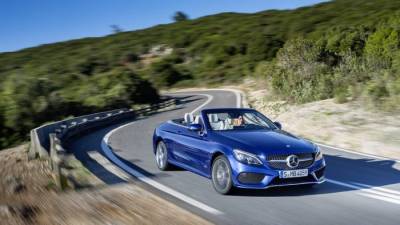 Daimler chama 700 mil viaturas Mercedes-Benz diesel à revisão