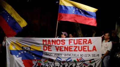 Deputado do regime venezuelano denuncia “grandes negócios” no estrangeiro