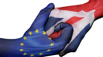 Deputados britânicos alertam para riscos da falta de acordo nas negociações do Brexit