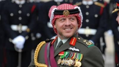 Deputados jordanos pedem ao rei Abdullah II que afaste o primeiro-ministro
