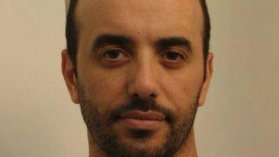 Detido irmão do assaltante que fugiu de helicóptero de prisão em Paris