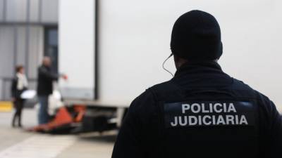 Detido suspeito de morte de mulher encontrada numa mala em Arruda dos Vinhos