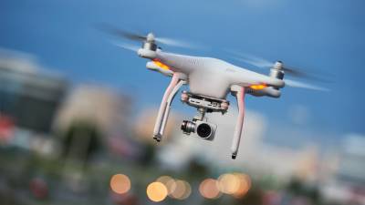 Detidos por “uso criminoso de drones” em Gatwick libertados sem acusação