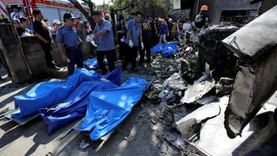 Dez mortos e dois feridos em queda de avião em zona residencial nas Filipinas
