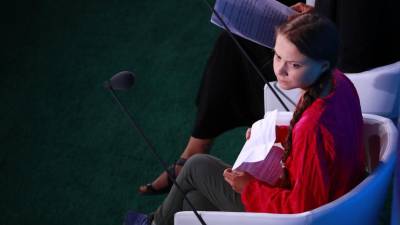Dezasseis jovens, incluindo Greta Thunberg, processam cinco países