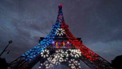 Diferendo com sindicatos leva ao encerramento da Torre Eiffel em plena época turística
