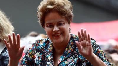 Dilma Rousseff diz que julgamento de Lula da Silva é parte de um golpe para o aniquilar