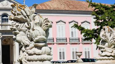 Diplomata venezuelano afastado da embaixada em Lisboa diz que agiu por motivos éticos