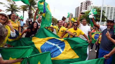 Divididos pelo ódio e pelo medo brasileiros esperam futuro melhor