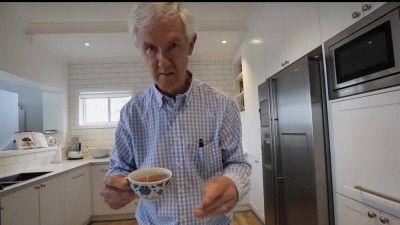 Doentes de Parkinson fazem Mannequin Challenge com mensagem importante