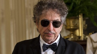 Dois meses depois, Bob Dylan agradece prémio Nobel da Literatura