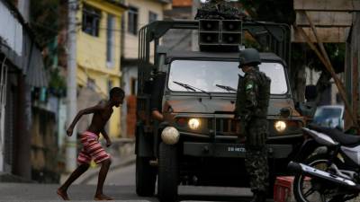 Dois mortos em favela do Rio de Janeiro após detenção de chefe do narcotráfico