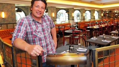 Dois restaurantes londrinos de Jamie Oliver abrem falência
