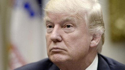 Donald Trump eleito ‘Rei dos Idiotas’ no desfile anual de 1 de Abril em Nova Iorque