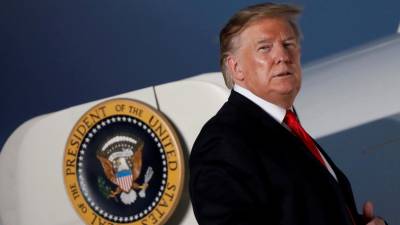 Donald Trump visita Reino Unido em alvoroço político e paralisado pelo ‘Brexit’