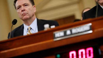 Donaldo Trump demite diretor do FBI, James Comey