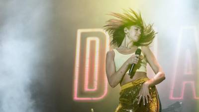 Dua Lipa e Ann-Marie lideram nomeações para prémios da música britânica