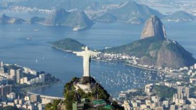Economia do Brasil deve crescer 0,9% este ano