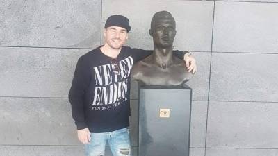 Edmundo Vieira, antigo membro dos D’ZRT, actua na Festa da Cebola