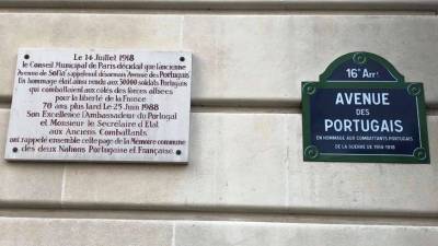 Embaixada de Portugal em França presta homenagem a cinco portugueses
