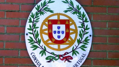 Emigrantes vão passar a fazer apenas uma inscrição consular