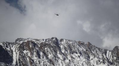 Encontrados corpos de pelo menos 30 vítimas da queda do avião no Irão