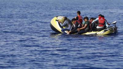 Equipas de salvamento resgatam 255 imigrantes no Mar Mediterrâneo